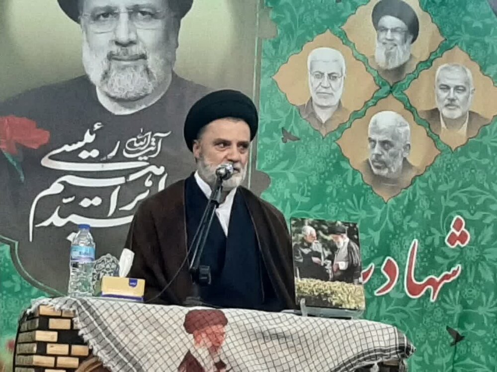 ایمان به خدا، صبر و ولایت پذیری از خصوصیات بارز شهید رئیسی بود