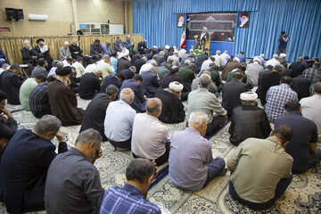 تصاویر/ مراسم شهادت امام جواد(ع) در دفتر امام جمعه یزد