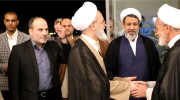 آیت‌الله اعرافی به دیار حاج‌قاسم سفر کرده است