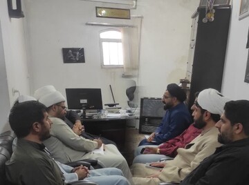 دیدار فرمانده جدید بسیج طلاب منطقه کاشان با مدیر مدرسه علمیه دارالعلم آیت الله اعتمادی