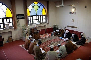 برگزاری سومین مدرسه فصلی فقه نظامات اجتماعی در مشهد مقدس