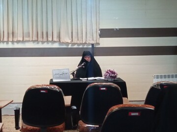 نشست معرفتی سیره امام جواد(ع) در اراک برگزار شد