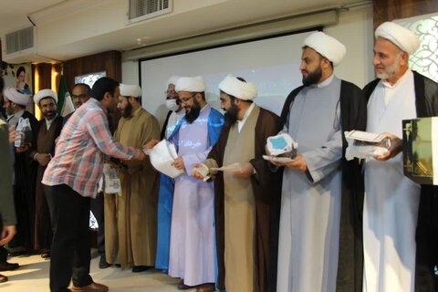 جلسه  تقدیر و تشکر از مبلغین و مربیان طرح امین شهرستان ملایر به همراه خانواده های محترم این عزیزان