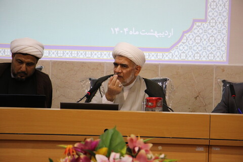 تصاویر|نشست ترویجی با موضوع«چیستی و چگونگی تولید و توزیع علوم انسانی-اسلامی در عرصه جهانی»