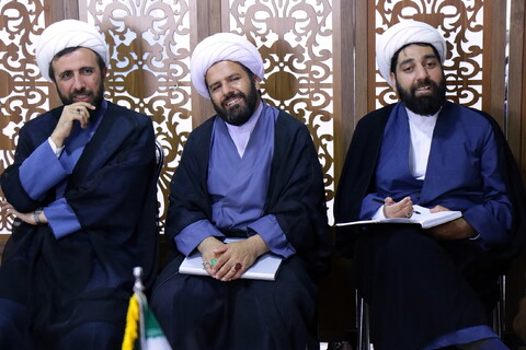 تصاویر/ نشست تشکیلاتی کادر شبکه های استانی امیر بیان علیه‌السلام