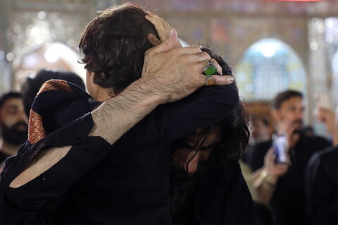 تصاویر/ حال و هوای حرم حضرت معصومه (س) در شب شهادت امام جواد(ع)