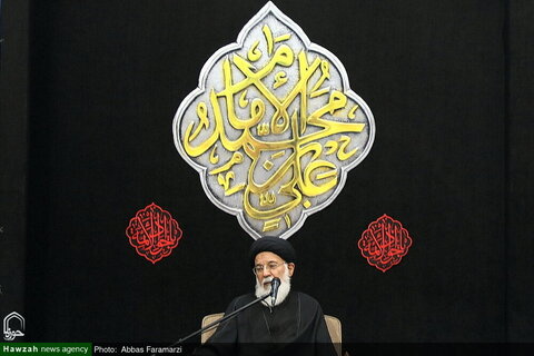 Photos/ Sanctuaire de Hazrat Masoumeh (psl) la nuit de l'anniversaire du martyre de l'Imam Javad (psl)