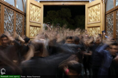 Photos/ Sanctuaire de Hazrat Masoumeh (psl) la nuit de l'anniversaire du martyre de l'Imam Javad (psl)