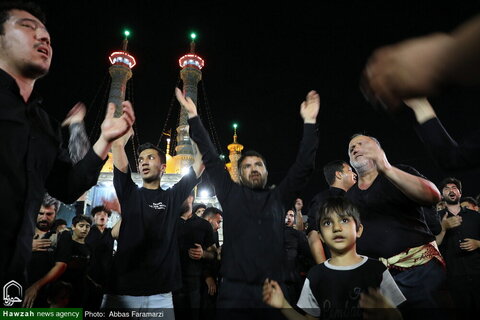 Photos/ Sanctuaire de Hazrat Masoumeh (psl) la nuit de l'anniversaire du martyre de l'Imam Javad (psl)