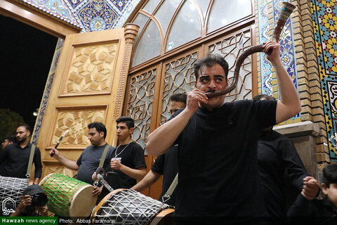 Photos/ Sanctuaire de Hazrat Masoumeh (psl) la nuit de l'anniversaire du martyre de l'Imam Javad (psl)