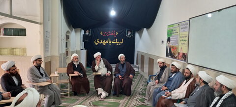 تصاویر/ بازدید مدیر و معاونان حوزه علمیه منطقه کاشان از مدرسه علمیه المهدی(عج) آران و بیدگل