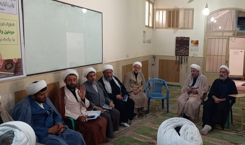 تصاویر/ بازدید مدیر و معاونان حوزه علمیه منطقه کاشان از مدرسه علمیه المهدی(عج) آران و بیدگل