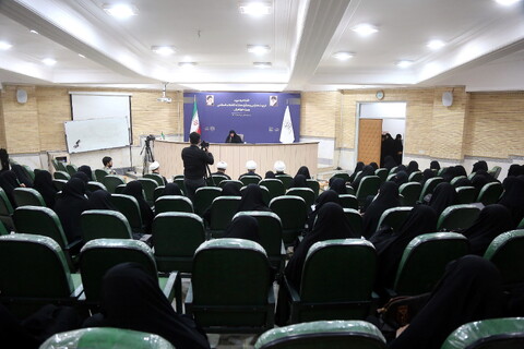 تصاویر/ افتتاحیه دوره تربیت مدرس و مبلغ معارف انقلاب اسلامی