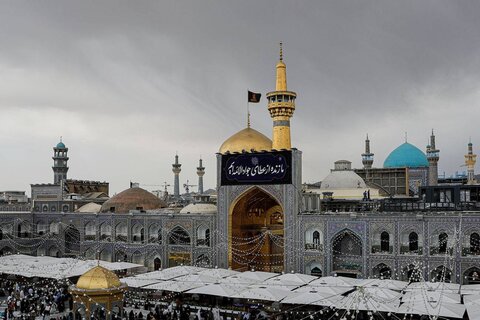 حرم امام رضا (ع) میں اردو زبان زائرین کی جانب سے عزاداری و ماتم داری کا انعقاد