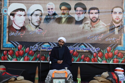 تصاویر/ مراسم یادواره شهدای روحانی در حوزه علمیه امام صادق علیه‌السلام شهرستان قروه