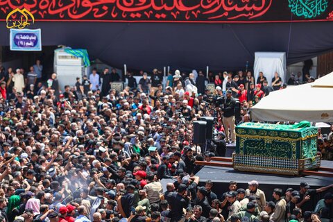 تشییع تابوت نمادین امام جواد (علیه‌السلام) در کاظمین