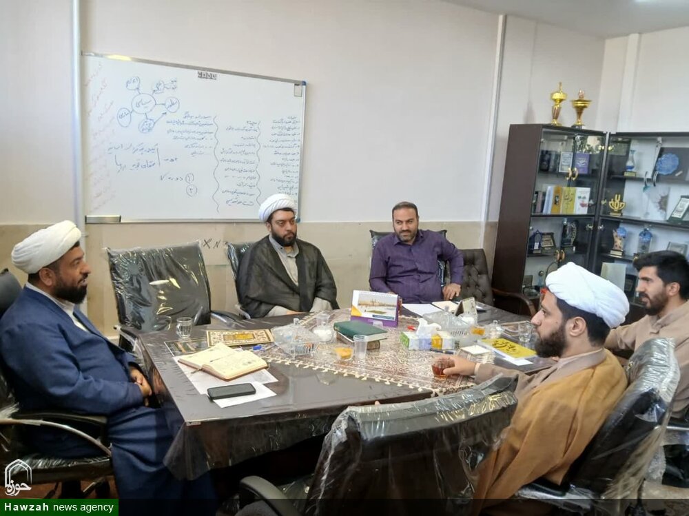 نخستین جلسه ستاد مرکزی طرح ولایت حوزه علمیه اصفهان برگزار شد