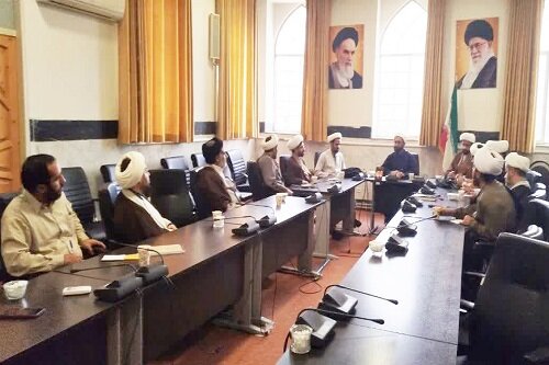 جلسه ماهانه توجیهی امامان جماعت مساجد کرمانشاه برگزار شد