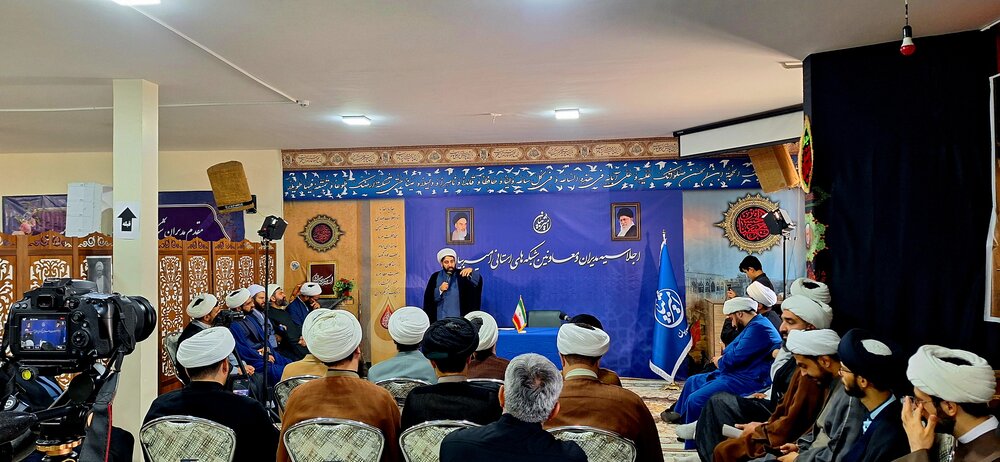 افتتاحیه اجلاسیه مدیران و معاونان مؤسسه امیر بیان‌ در قم + تصاویر