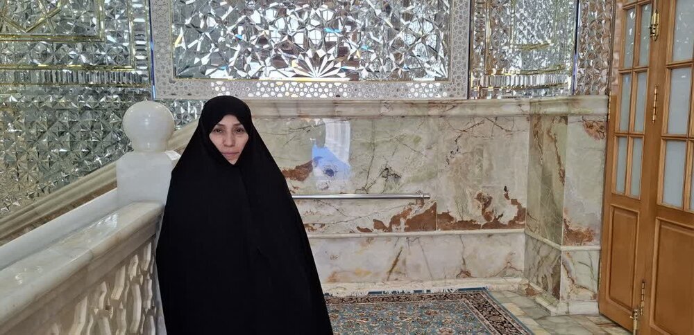 یکی از عوامل گناه غفلت از محضر الهی است