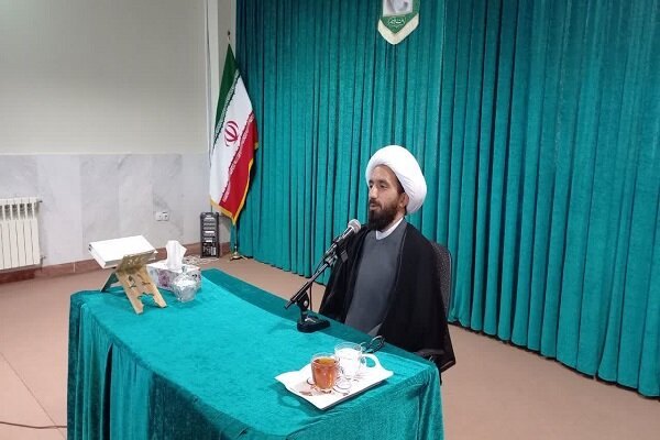 تثبیت فضایل اخلاقی در گرو استحکام توحید در وجود انسان است+عکس