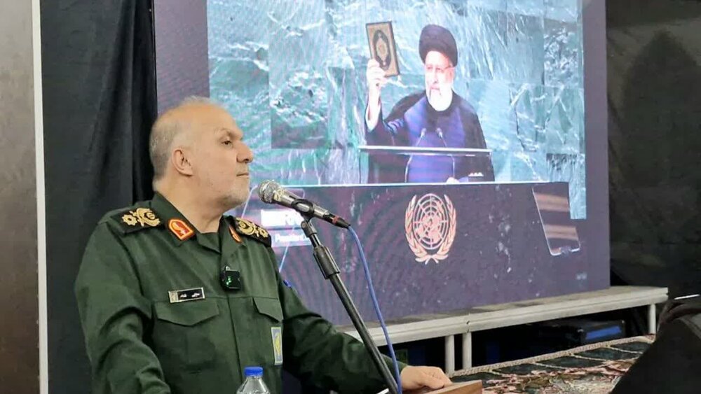 شهدای خدمت، در مسیر خدمت‌رسانی به مردم جان خود را فدا کردند