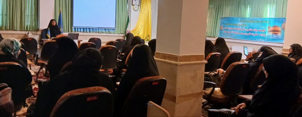 بزرگداشت شهادت امام جواد(ع) در مدرسه علمیه خواهران هاجر خمین