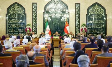 حجم مبادلات اقتصادی ایران و عمان می‌تواند به ۲۰ تا ۳۰ میلیارد دلار برسد