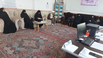 عمل به آن‌چه یاد گرفتیم و یاد دادن به دیگران از نشانه‌های تکریم علم است + عکس