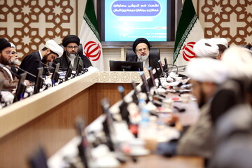 تصاویر/ نشست هم اندیشی مسئولان، فعالان و مبلغان عرصه بین الملل