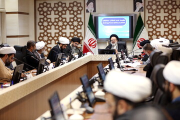 هم‌اندیشی «الزامات تبلیغ بین‌المللی در اربعین» / ورود مبلغان اربعین به مباحث سیاسی داخلی عراق ممنوع