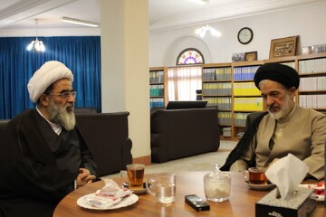 مردم با مراجع و روحانیت گره خورده‌اند