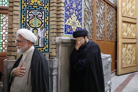 Imágenes / Ambiente del Santuario de Hazrat Masoumeh (P) en la noche del martirio del Imam Jawad (P)
