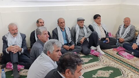 یادواره شهدا و آئین رونمایی از کتاب سروقامتان طرهان در کوهدشت