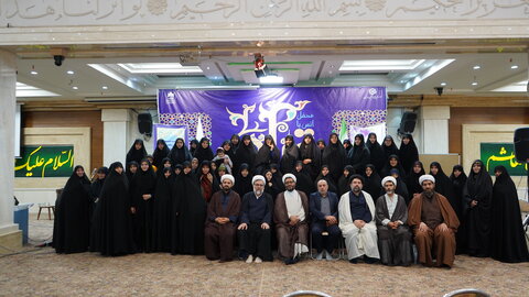 تصاویر / نشست صمیمی مبلغان تخصصی و سرگروه‌های تبلیغی دفتر تبلیغات اسلامی اصفهان