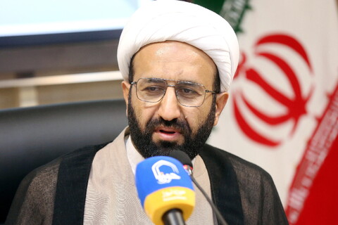 تصاویر/ نشست هم اندیشی حوزه ، نظام و نقش آفرینی حوزویان در آینده