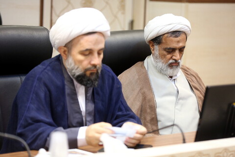 تصاویر/ نشست هم اندیشی حوزه ، نظام و نقش آفرینی حوزویان در آینده