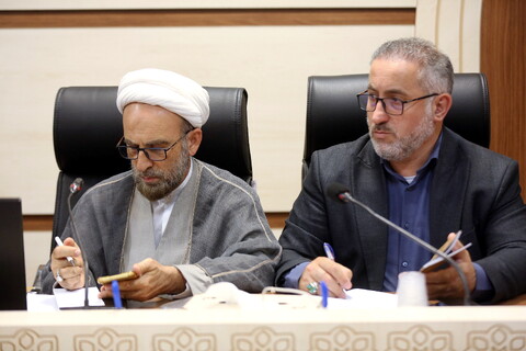 تصاویر/ نشست هم اندیشی حوزه ، نظام و نقش آفرینی حوزویان در آینده