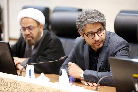 تصاویر/ نشست هم اندیشی حوزه ، نظام و نقش آفرینی حوزویان در آینده