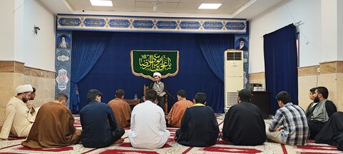 تصاویر/بازدید معاون پژوهش حوزه علمیه خوزستان از مدرسه علمیه الغدیر اهواز