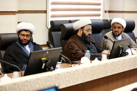 تصاویر/ نشست هم اندیشی مسئولان، فعالان و مبلغان عرصه بین الملل