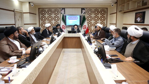 تصاویر/ نشست هم اندیشی مسئولان، فعالان و مبلغان عرصه بین الملل