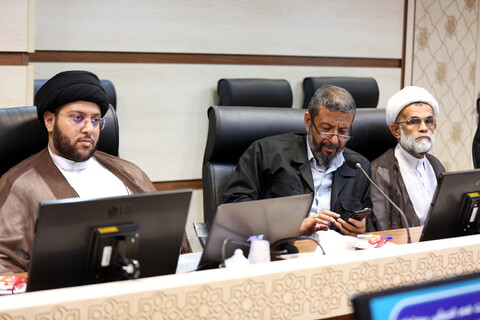 تصاویر/ نشست هم اندیشی مسئولان، فعالان و مبلغان عرصه بین الملل