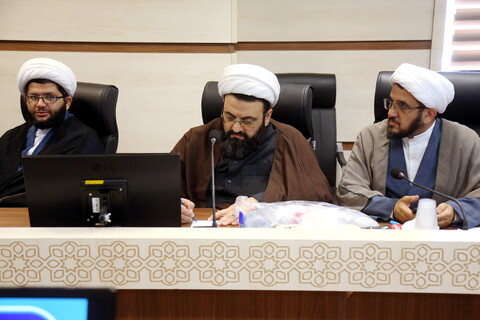 تصاویر/ نشست هم اندیشی مسئولان، فعالان و مبلغان عرصه بین الملل