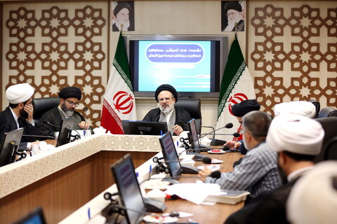 تصاویر/ نشست هم اندیشی مسئولان، فعالان و مبلغان عرصه بین الملل