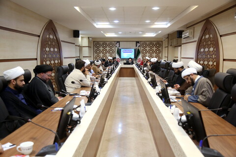 تصاویر/ نشست هم اندیشی مسئولان، فعالان و مبلغان عرصه بین الملل