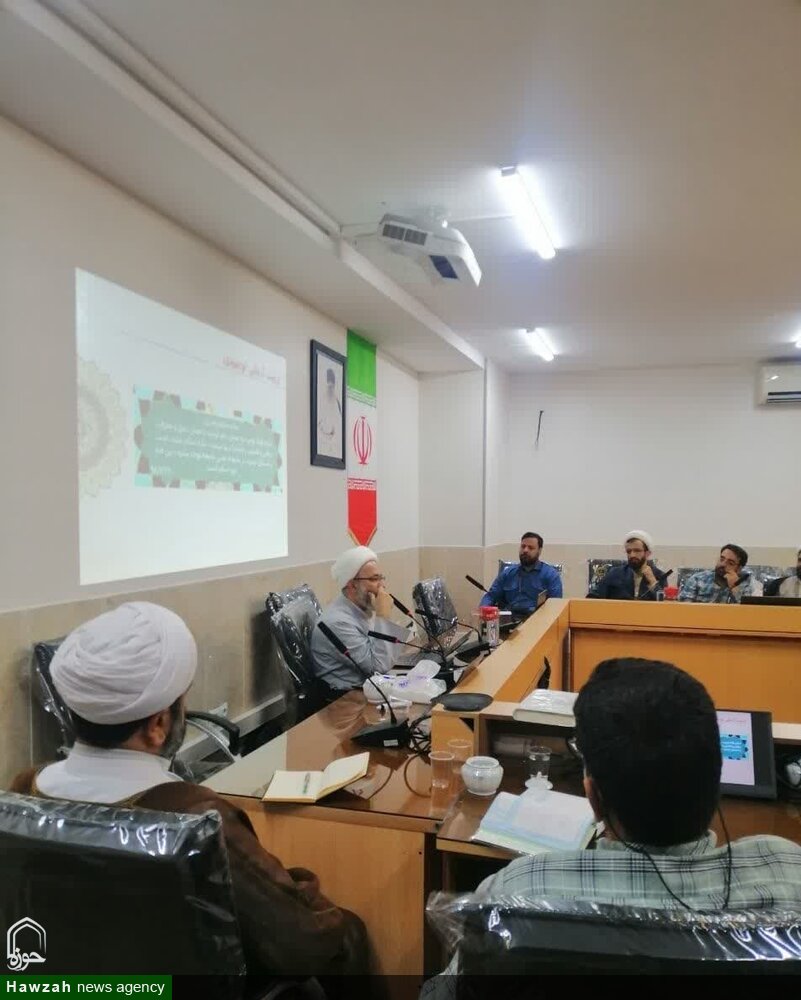 در حوزه های علمیه هدف باید پرورش طلابی در تراز پیش‌تازان و مقربان درگاه الهی باشد