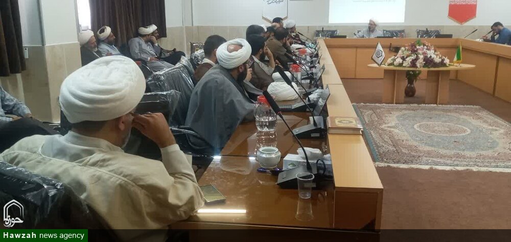 در حوزه های علمیه هدف باید پرورش طلابی در تراز پیش‌تازان و مقربان درگاه الهی باشد