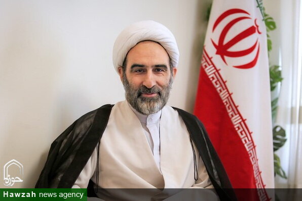 تأکید نماینده مردم لرستان در مجلس خبرگان رهبری بر ترویج فرهنگ کار و تولید در جامعه