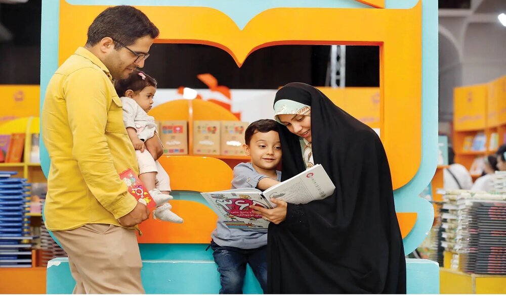 کون سے جذباتی رویے والدین کے، بچوں کی جنسی شناخت کو بحران سے دوچار کرتے ہیں؟